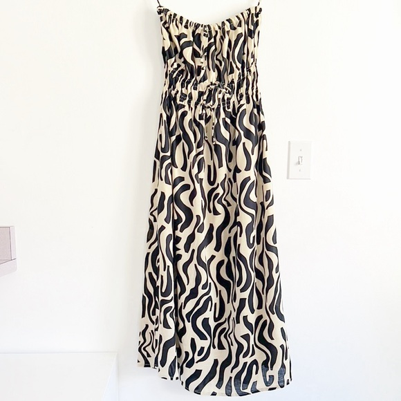 Faithfull The Brand Contessa Strapless Shirred Printed Linen Midi Dress NWT - Picture 4 of 16